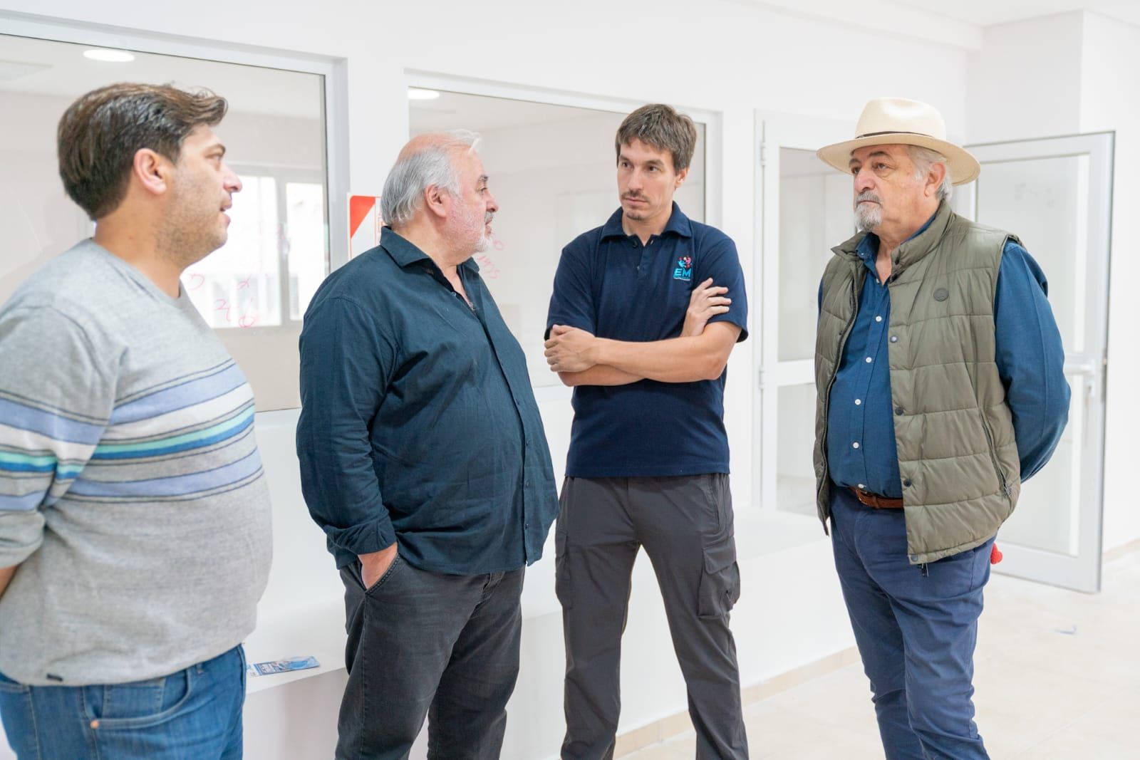 Othar recorrió la etapa final de la ampliación de la escuela municipal N°2006